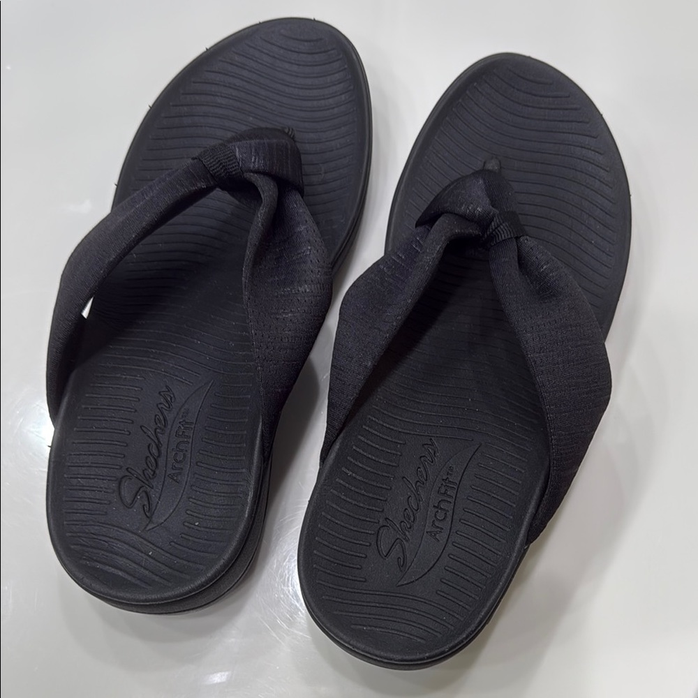 Skechers Arch Fit sandals
